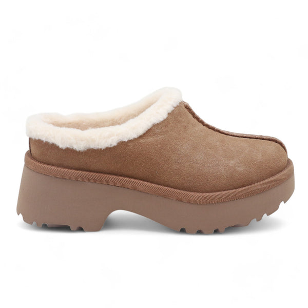 UGG New Heights Clog