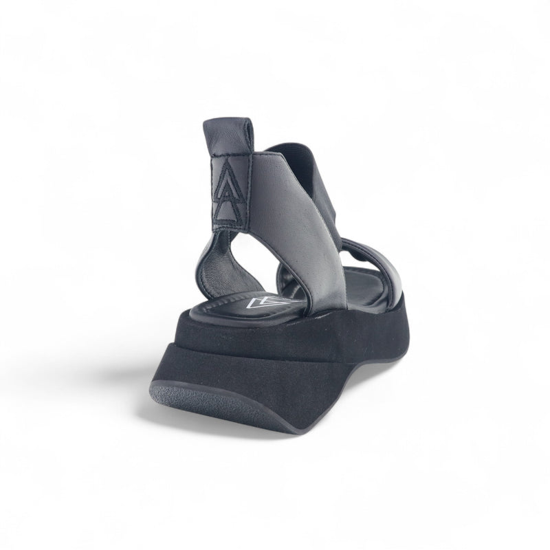 ELENA IACHI C22 nappa black